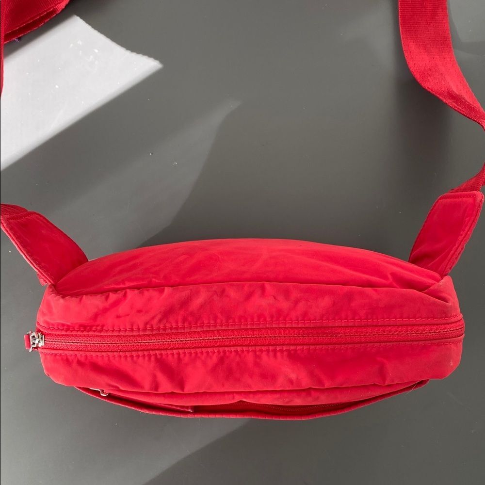 Athleta All About Crossbody Belt Bag OS Red Silver Logo Casual Chic Lightweight - Picture 10 of 14